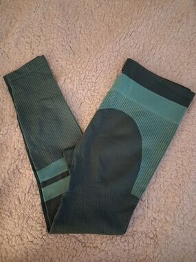 High Waisted Yoga Pants - Green